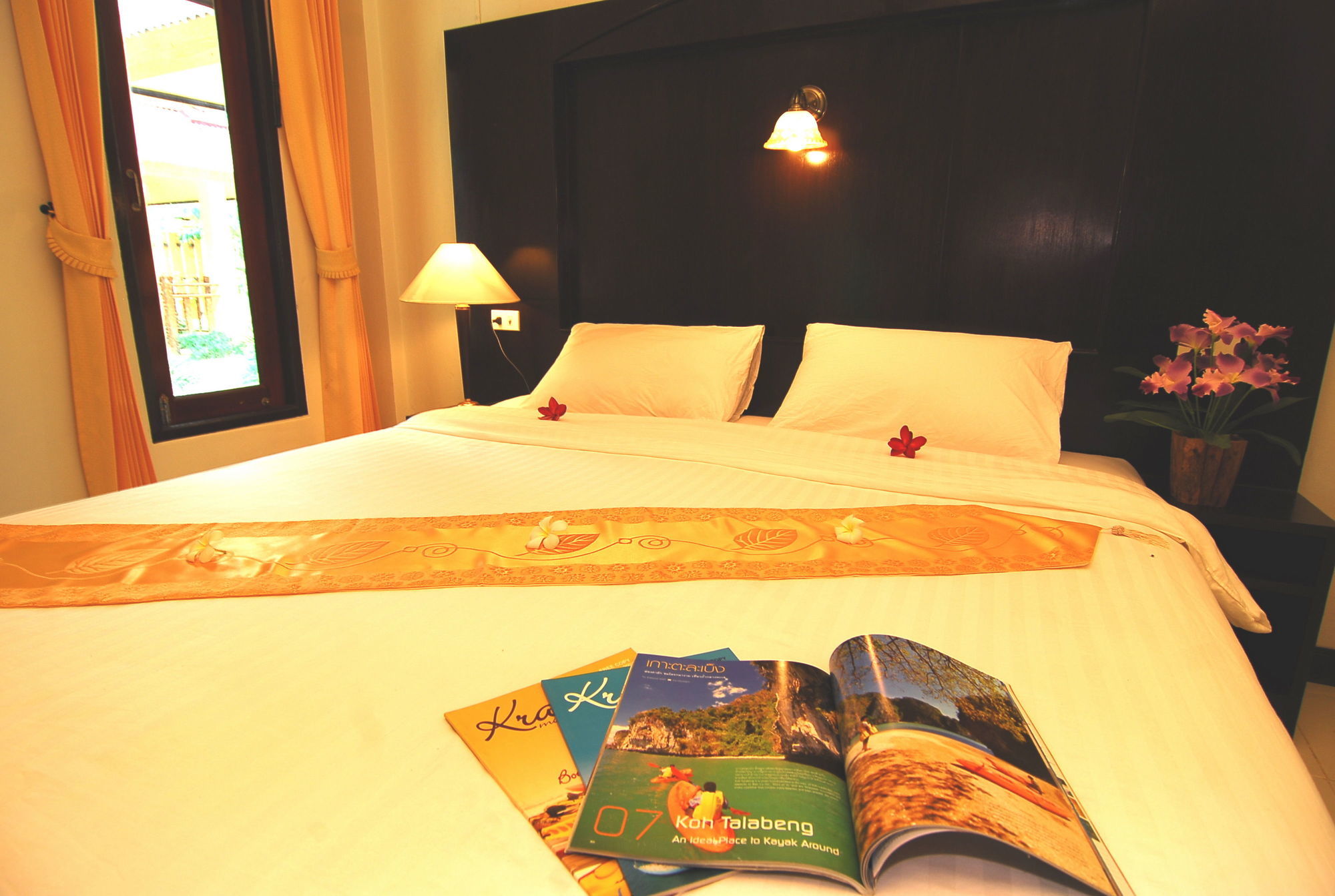 Lanta Pavilion - Resort