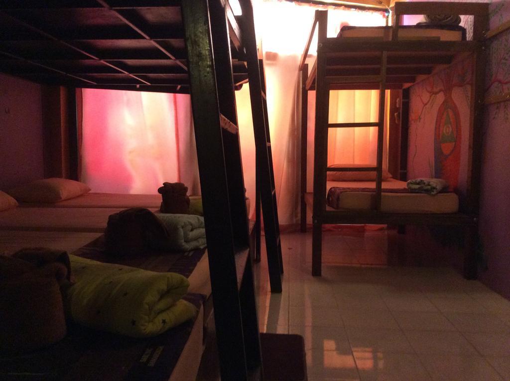 Maddy's Hostel Ko Pha Ngan