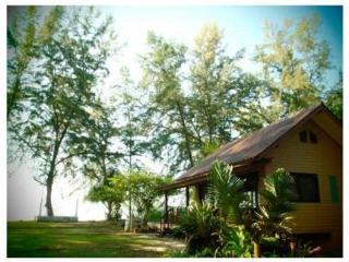 Longbeach Villa Hotel