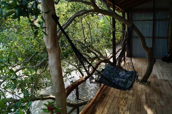Deep House Sea View Homestay *
