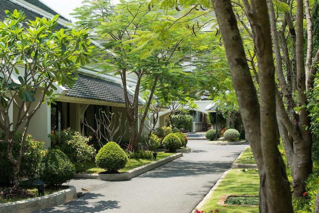 Kalanan Riverside 4*