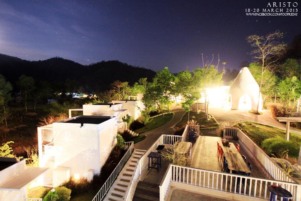 Aristo Chic & Farm Hotel