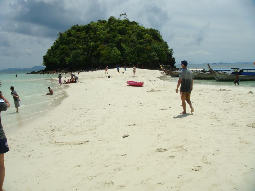 Resort Peace Laguna & - Sha Extra 4*