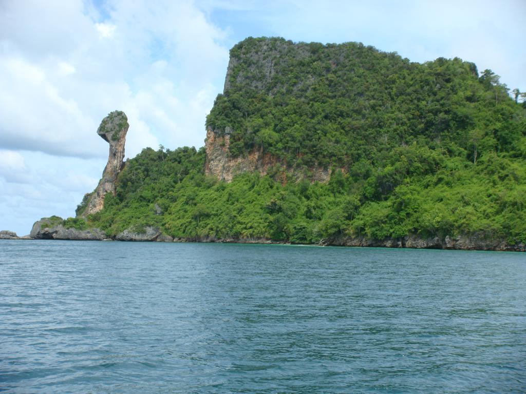 Resort Peace Laguna & - Sha Extra Ao Nang