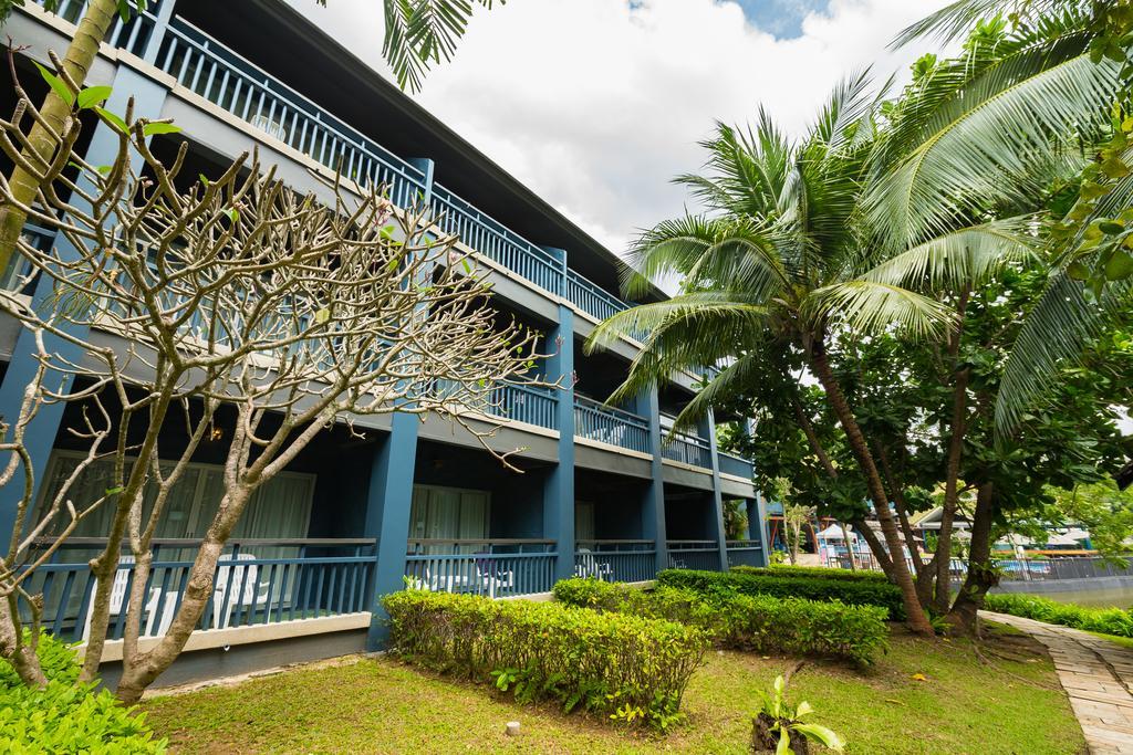 Peace Laguna & - Sha Extra Resort 4*