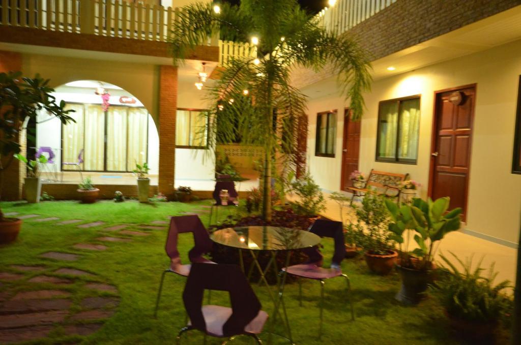 Charming Guest house 2*