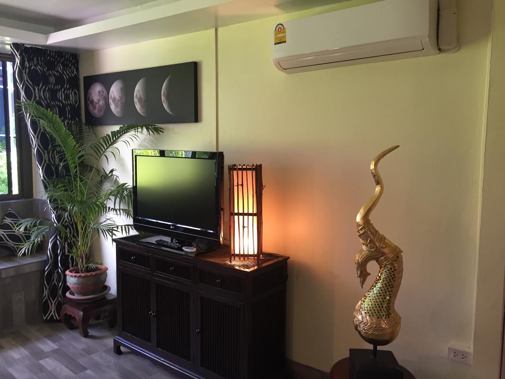 Casa de hóspedes Fong Kaew And Baan Nang Fa