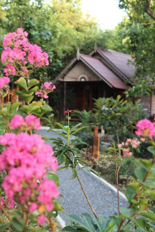Lanta Happy Hill Resort