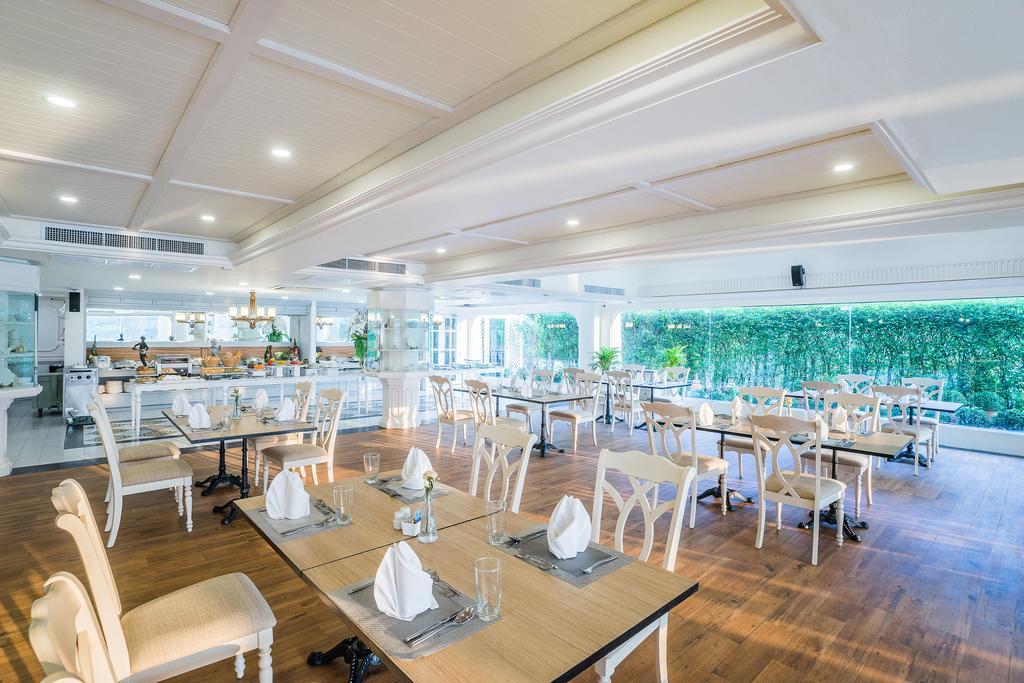Hotel Kalanan Riverside 4*