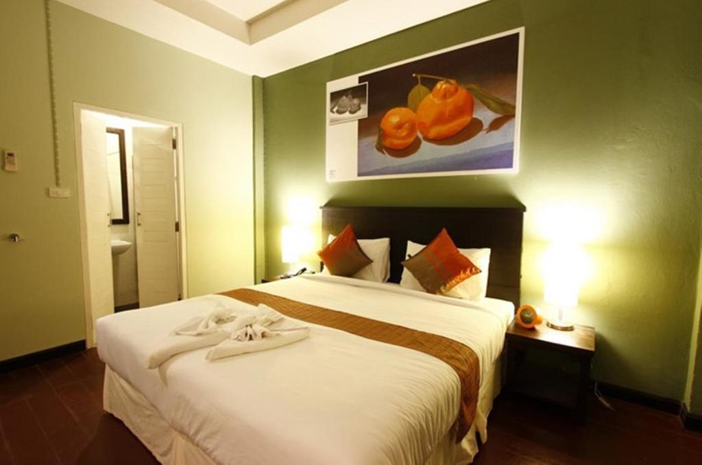 Orange Tree House