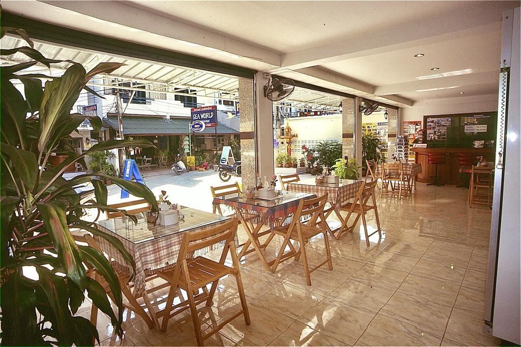 J Mansion Inn