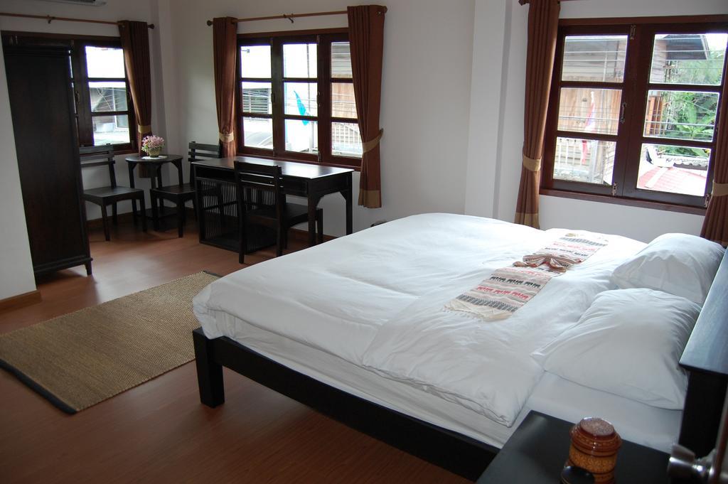 Baan Klang Vieng Resort