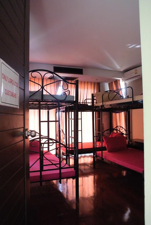 Loro Loco 2 Hostel