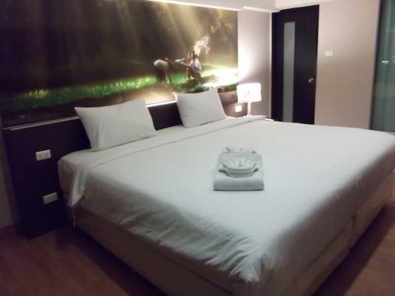 Hotel Solace At Srinakarin Banguecoque