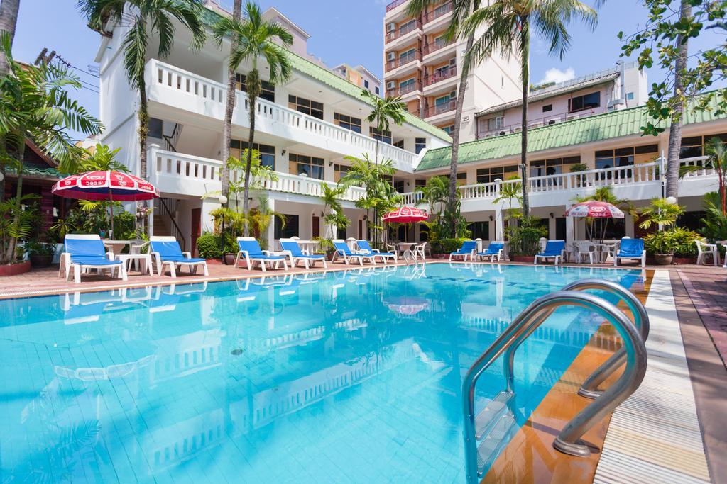 The Expat 3* Patong