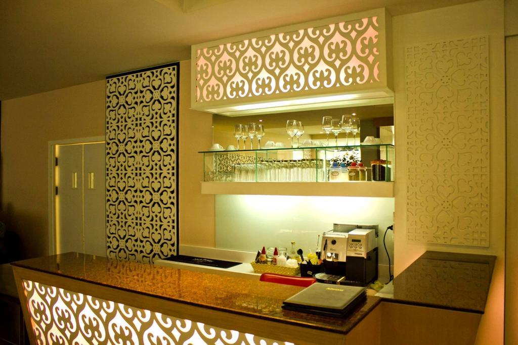 Roseate Hotel