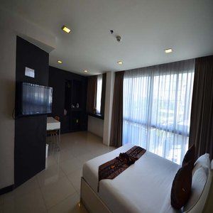 Hotel Solace At Srinakarin Banguecoque