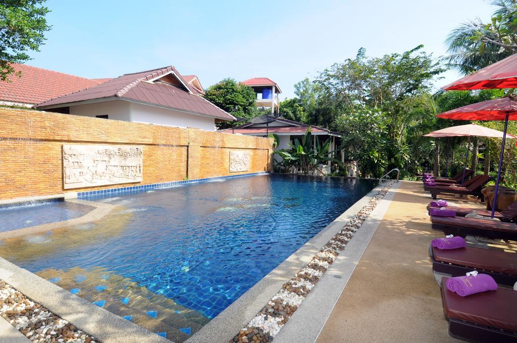 Clean Resort 3*