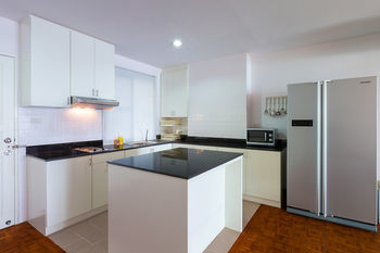 Baan Tiewklurn Beachfront Condomium Hua Hin