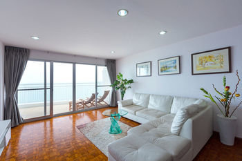 Baan Tiewklurn Beachfront Condomium 3* Hua Hin
