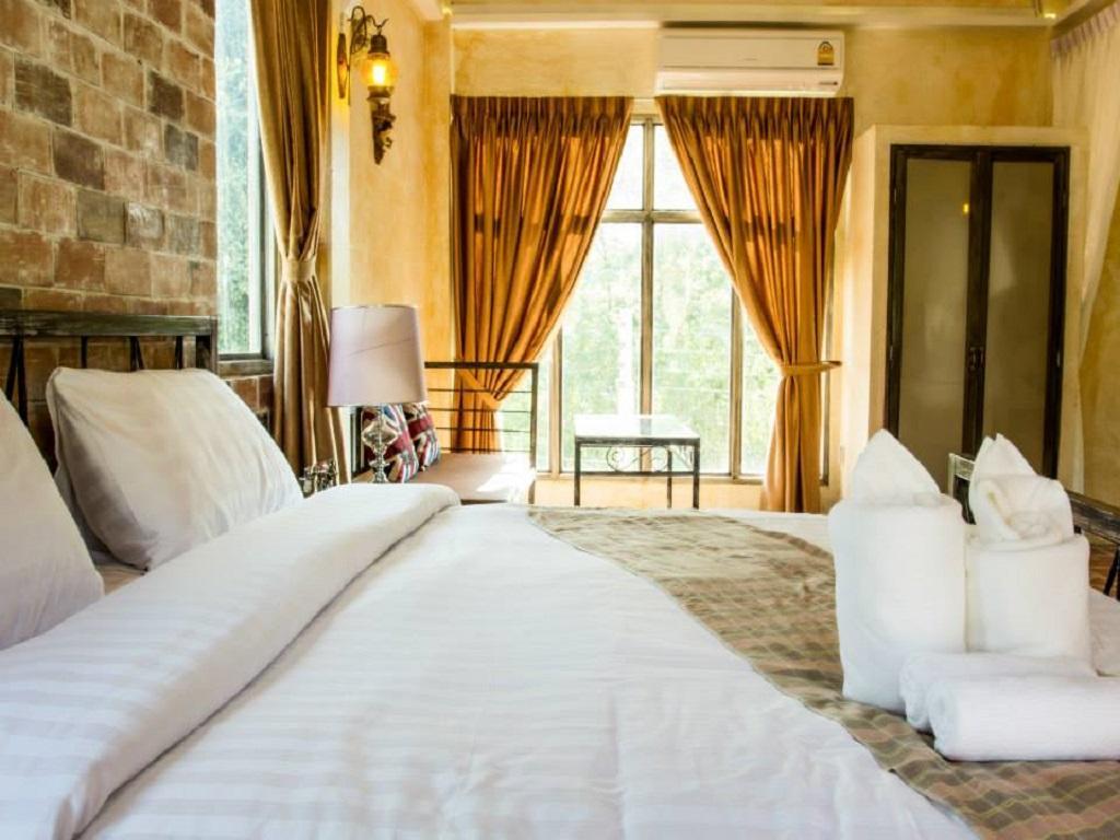 Stamp Hills Resort Suan Phueng