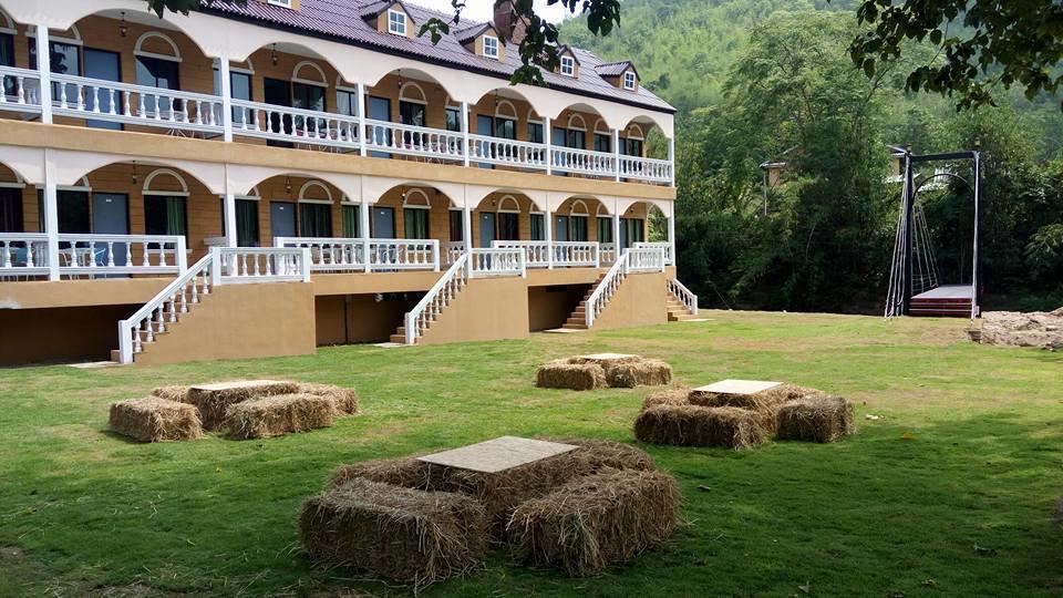 Stamp Hills Resort 3*