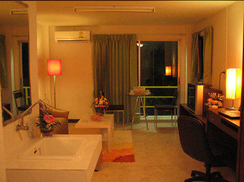 Oyo 424 The Hotel 3*