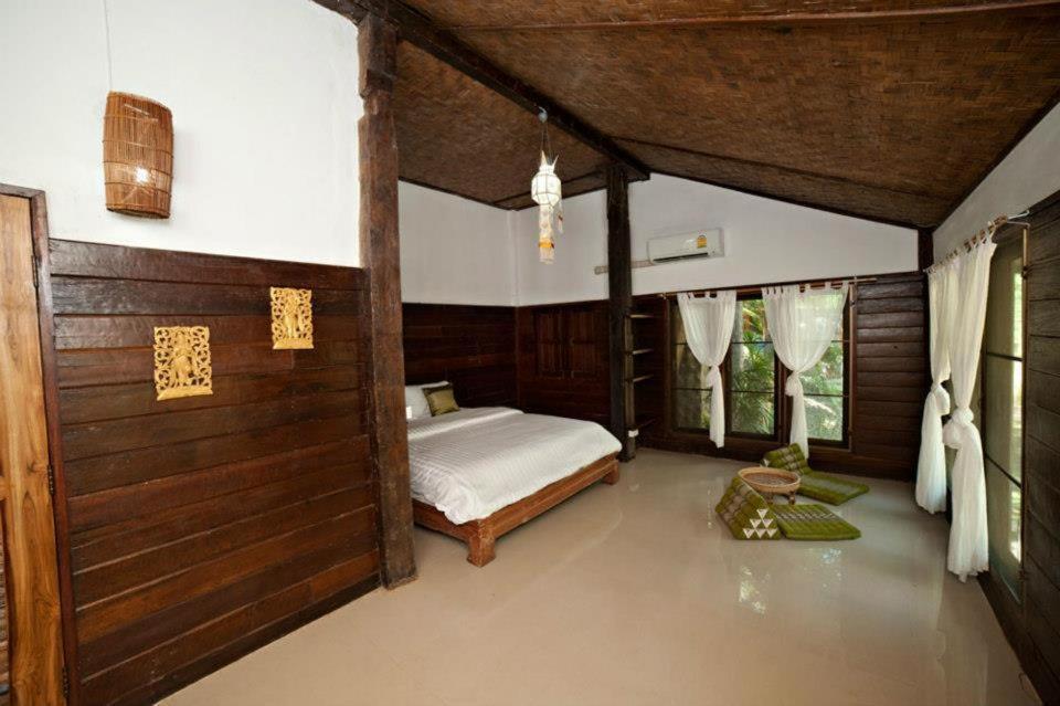 The Chai Lai Orchid 2*