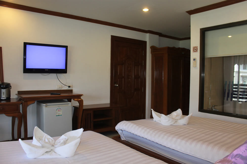 New Life Phuket Classic Hotel