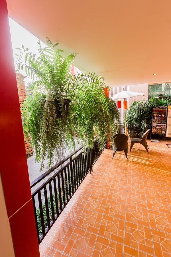 Roseate Hotel 3*