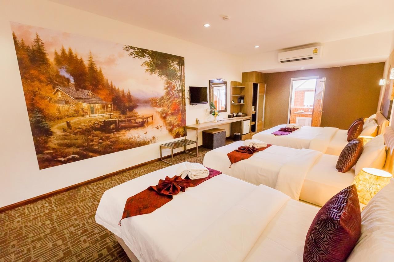 Roseate Hotel 3*