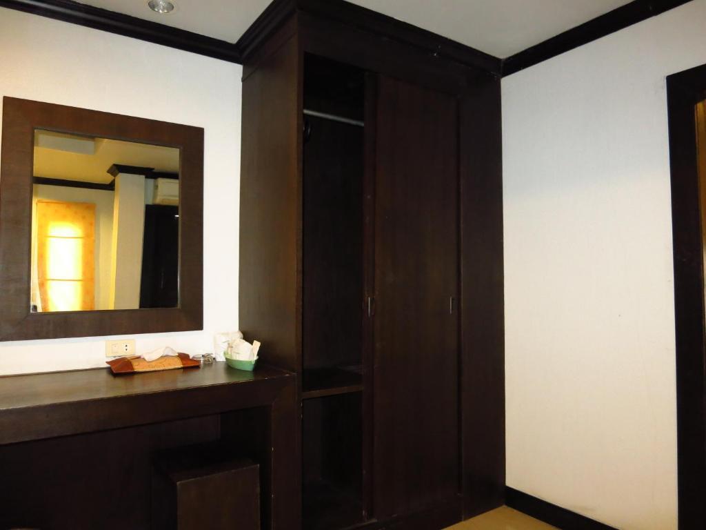 Napalai House & Guest house 3*
