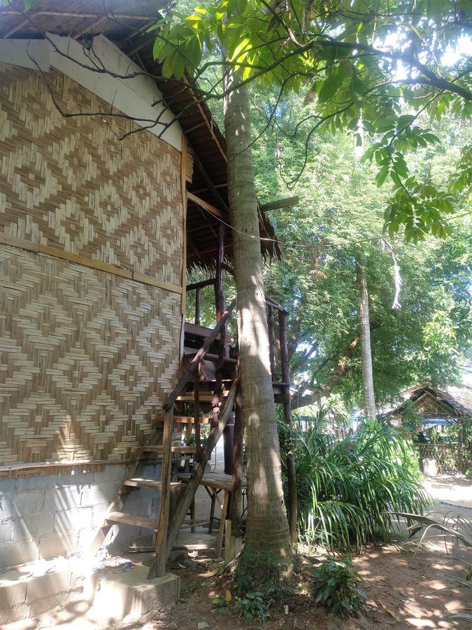 Easy Huts