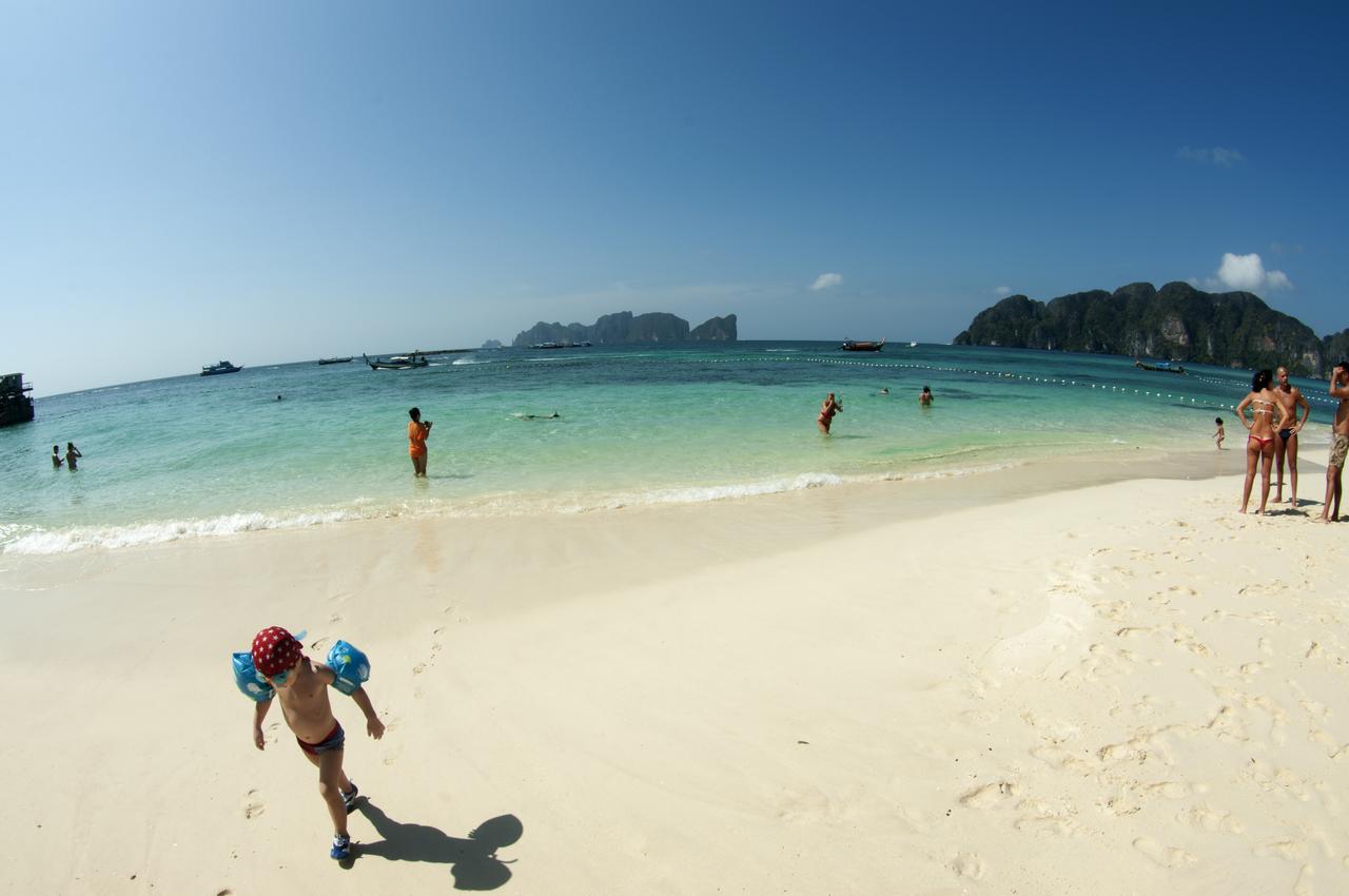 Twin Palms Hostel Phi Phi Don