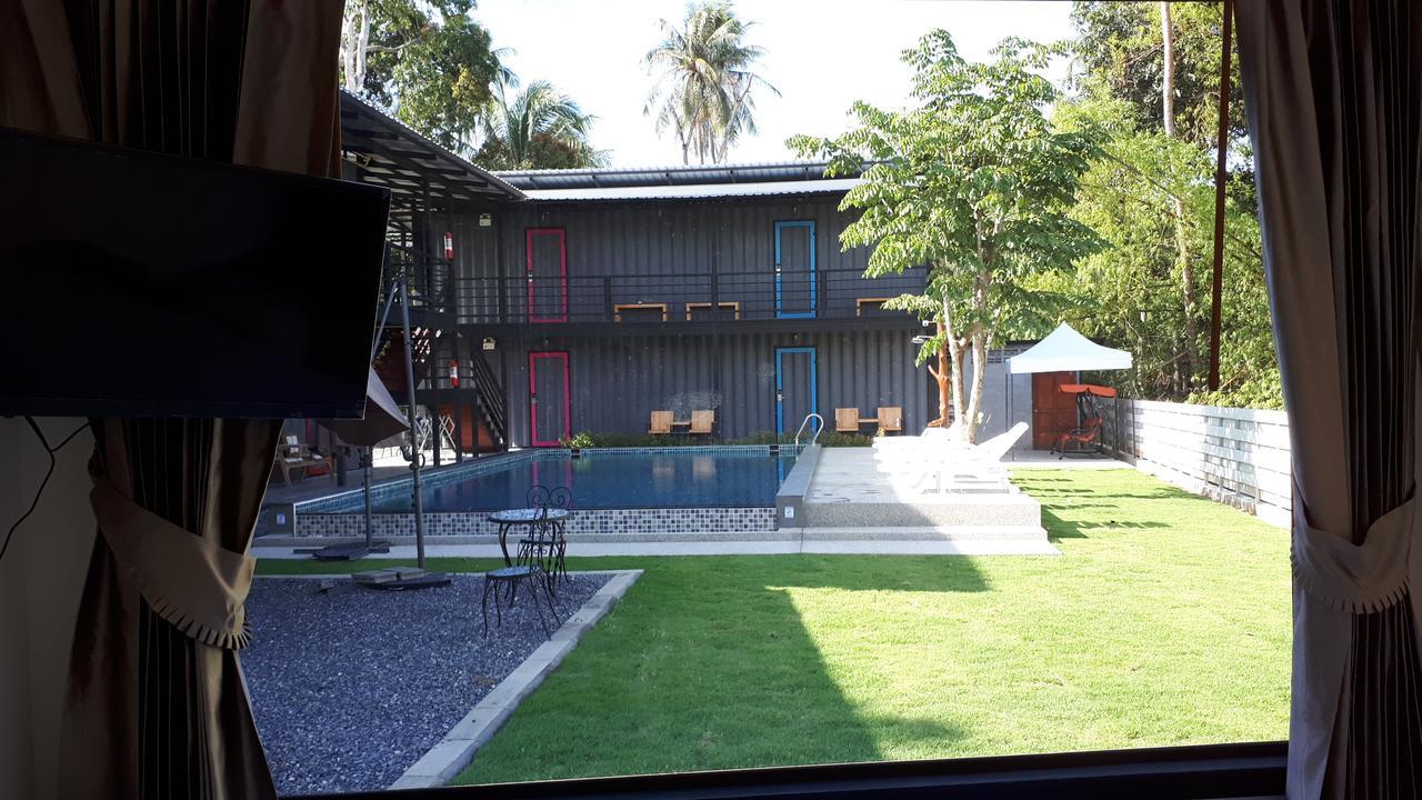 Hostel Na-tub