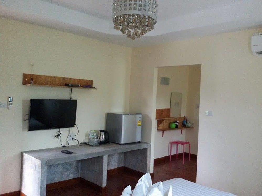 Resort Dandelion Suan Phueng