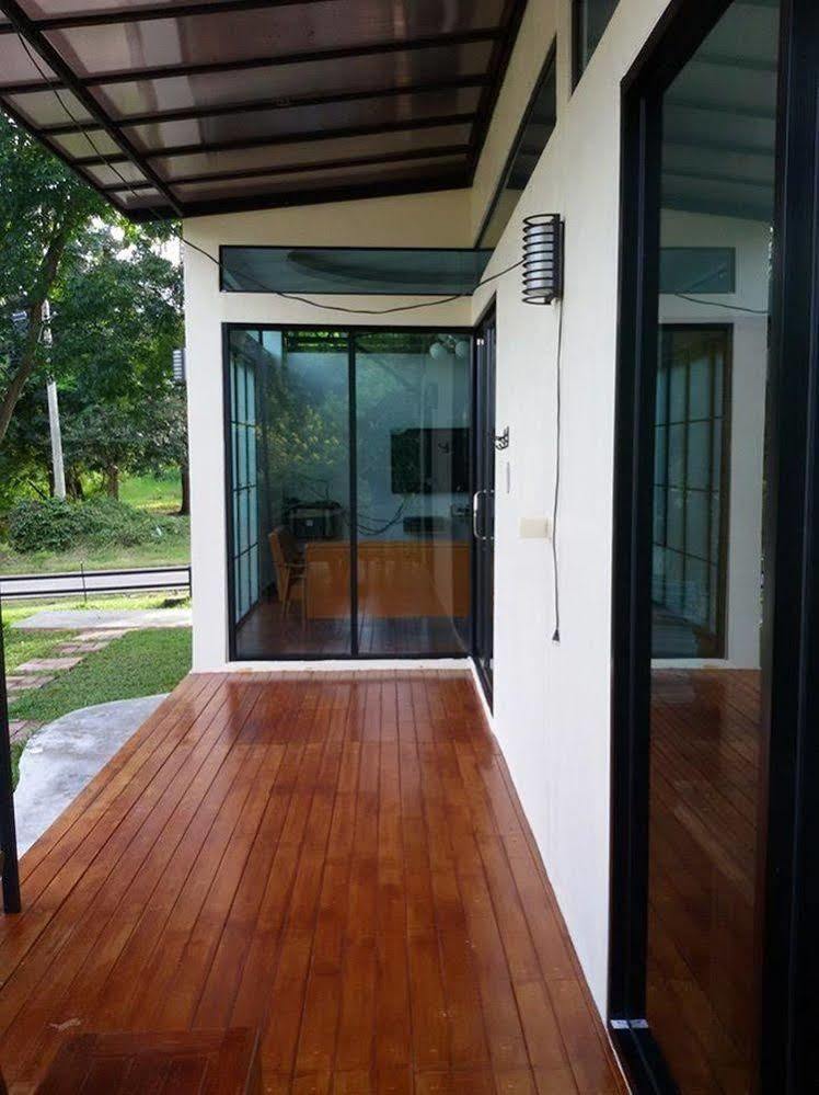 Dandelion Resort 3*