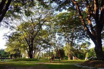 Resort The Harmony Suan Phueng