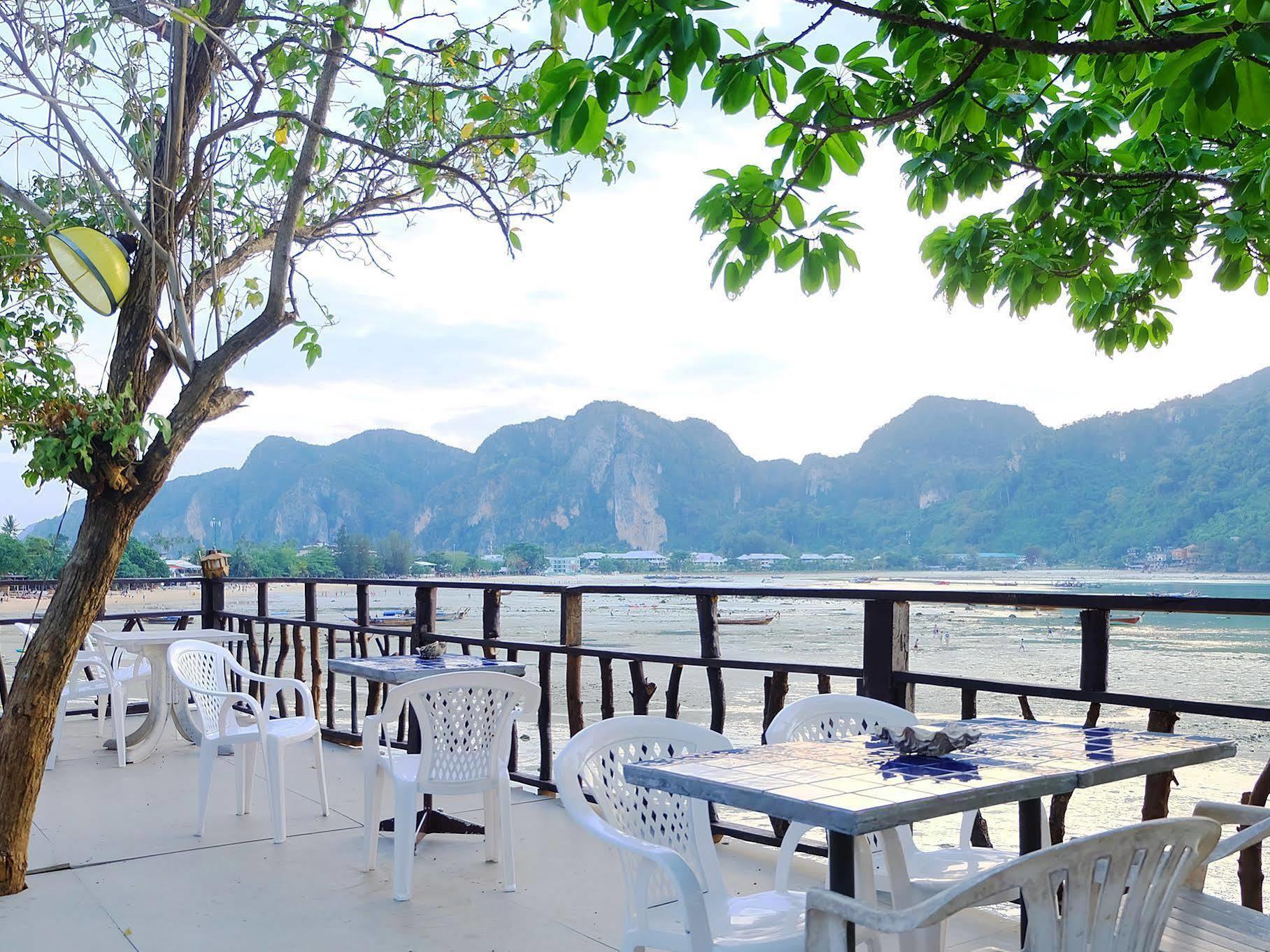Hotel Cozy Seafront 2*