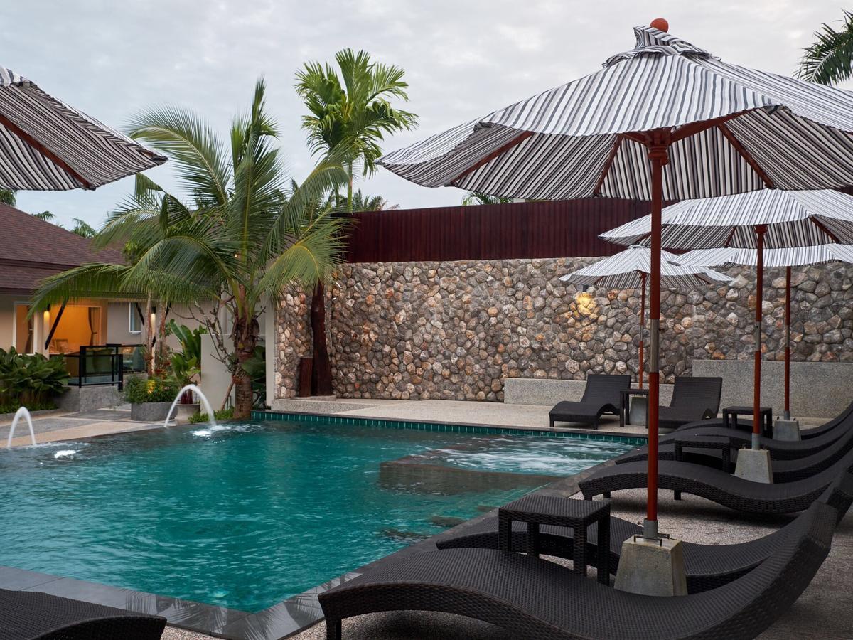 De Malee Pool - Sha Extra Resort