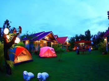 Hacker's Hill Camping &