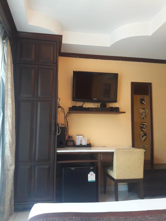 The Haven Hotel & Restaurant Hotel