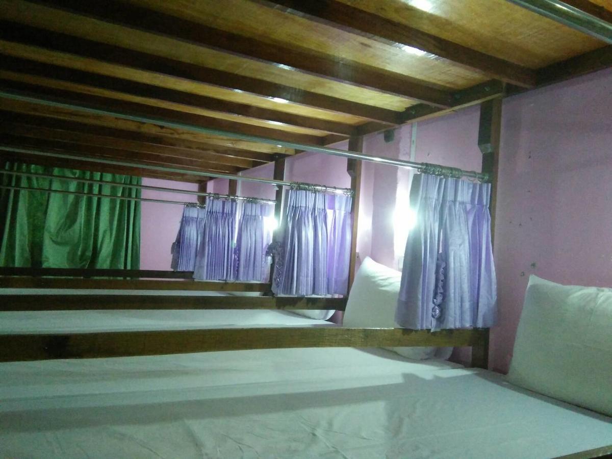 Hostel Lucky Haad Rin