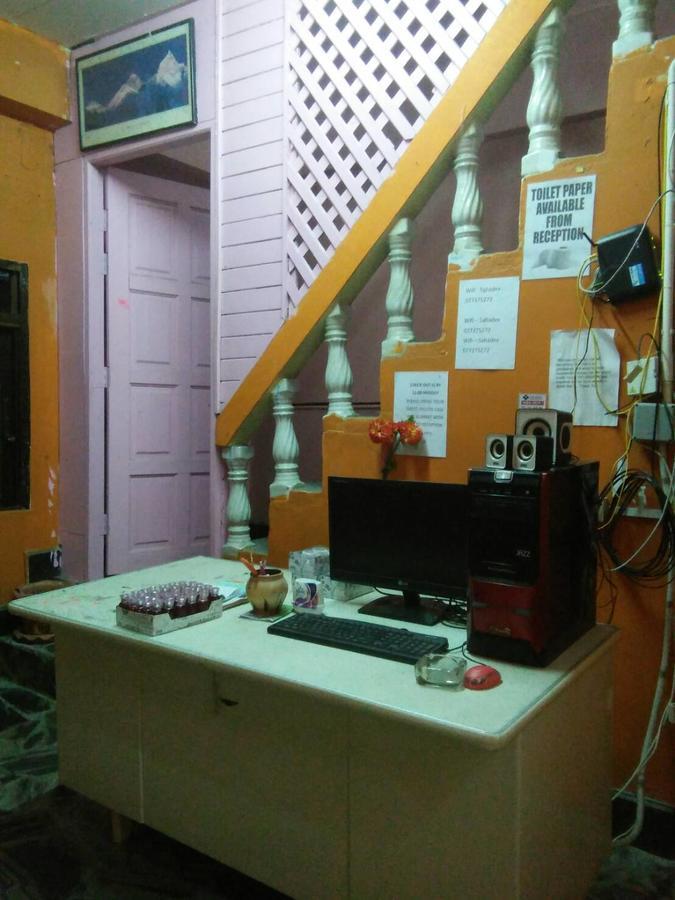 Hostel Lucky *