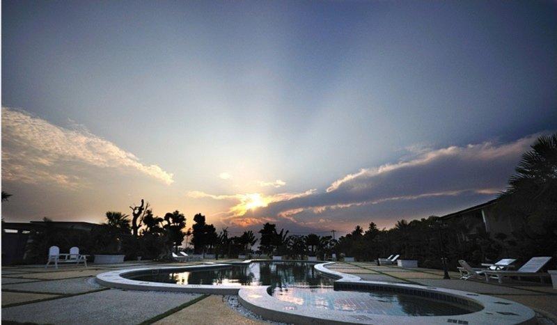Baan Nakara Hotel 2*