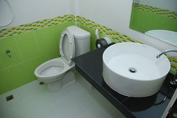 P & J Hotel 2*