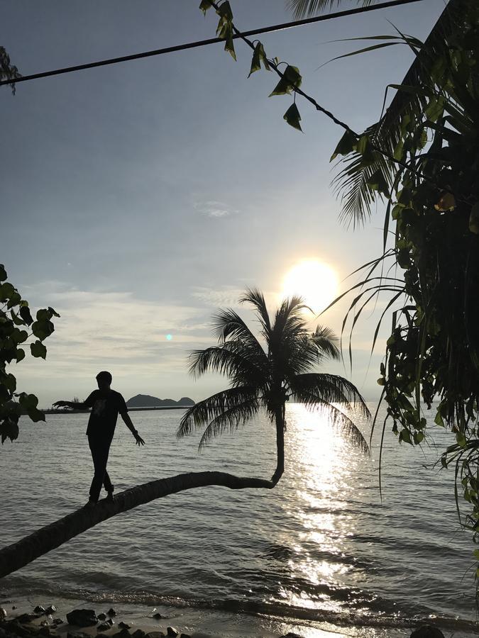 Sea Hug * Ko Pha Ngan