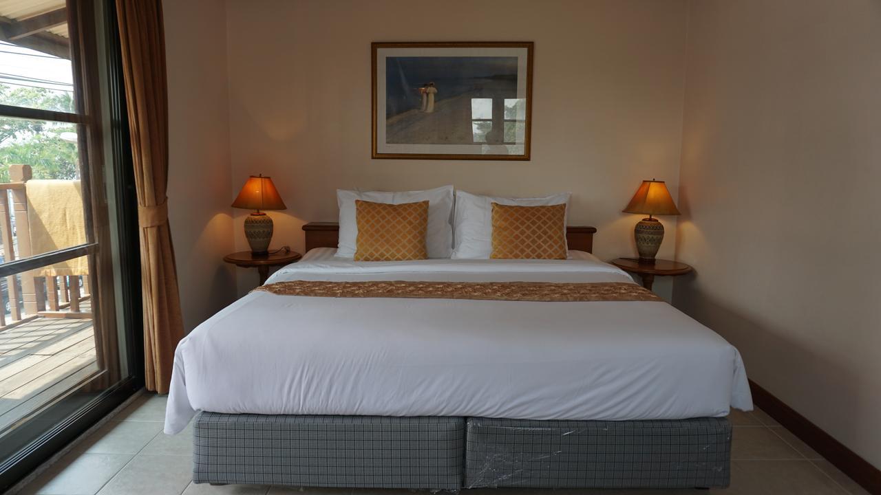 Jomtien Boathouse 3*