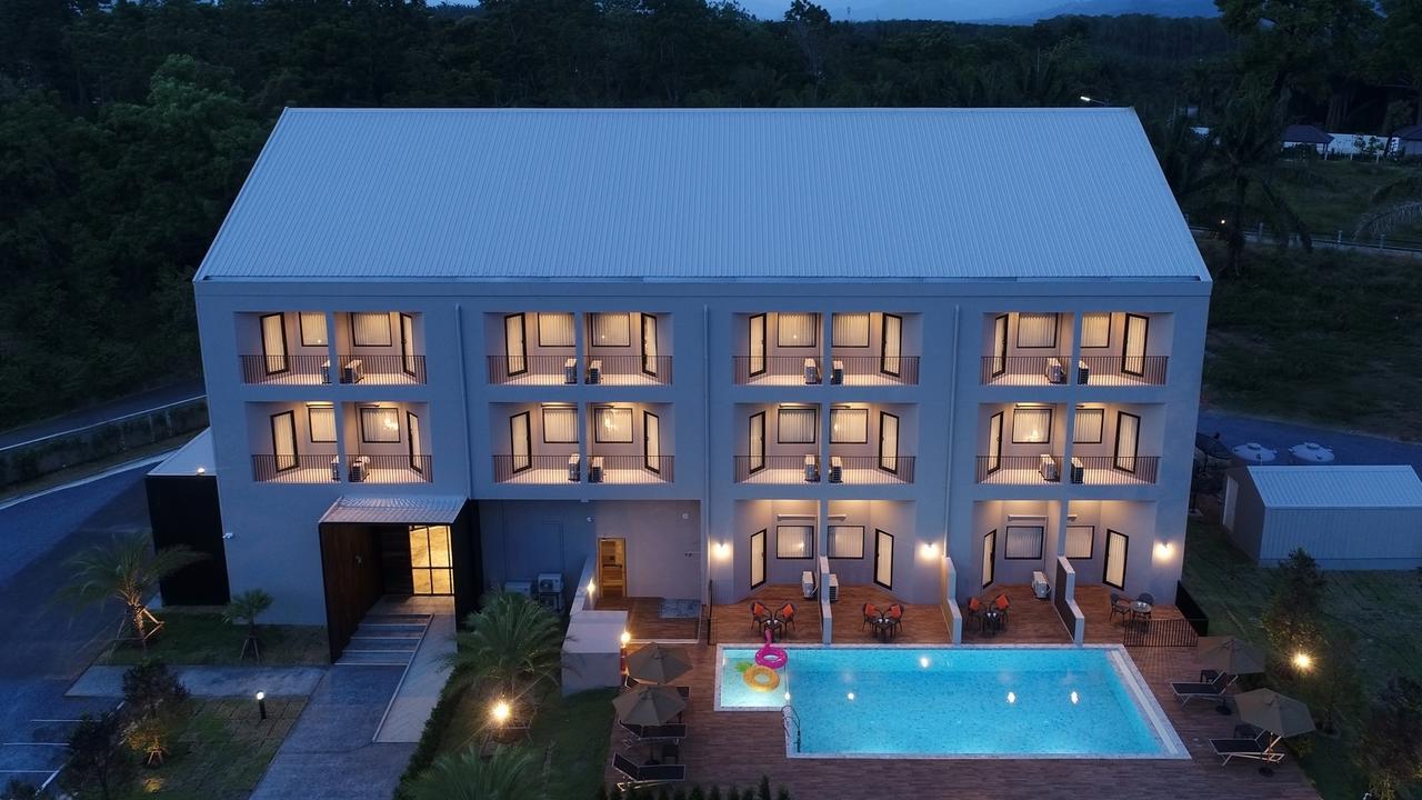 The Chill At Hotel 3*
