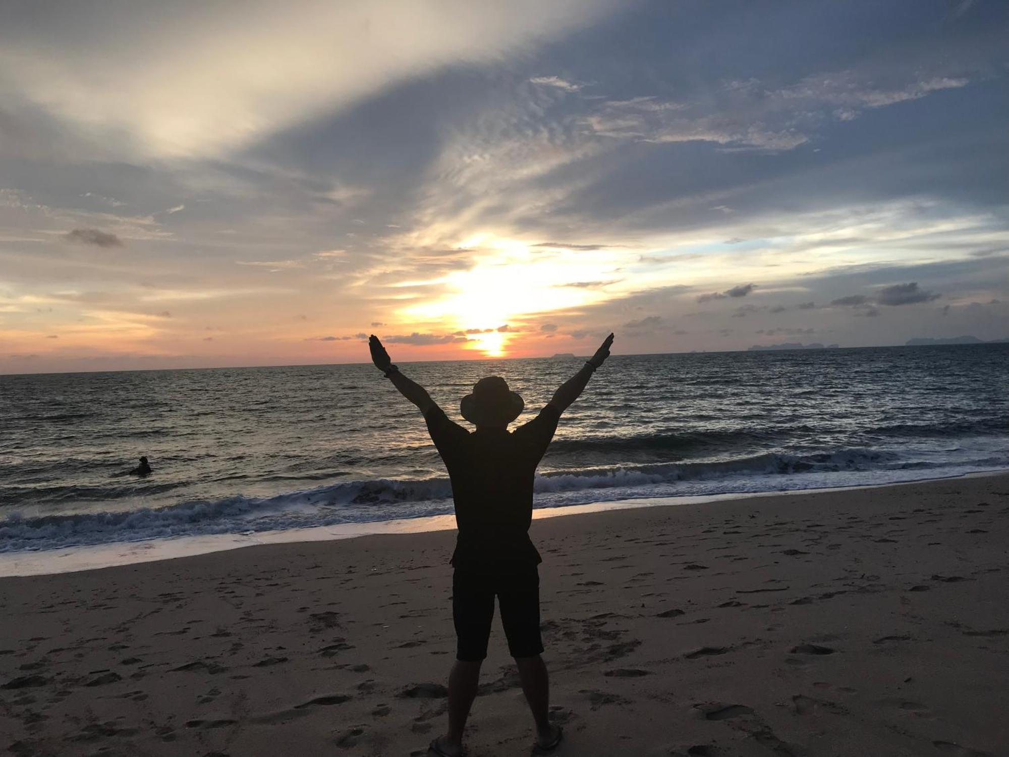Hub Of Joys Hostel Koh Lanta